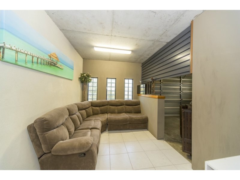 2/28 Ashbourne Terrace, Biggera Waters QLD 4216