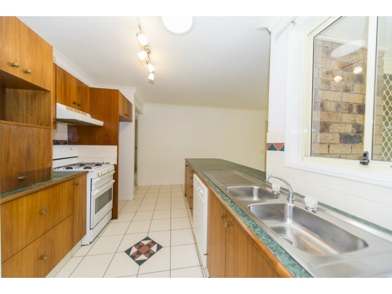 28 Carner Court, Parkwood QLD 4214