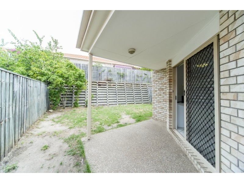 1/4 Pilar Court, Molendinar QLD 4214