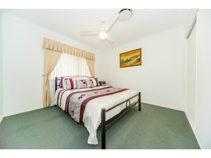 10 Springwood Avenue, Pacific Pines QLD 4211