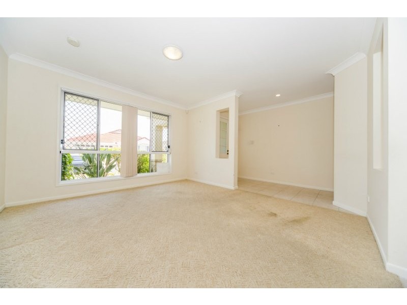 10 Jordana Street, Arundel QLD 4214