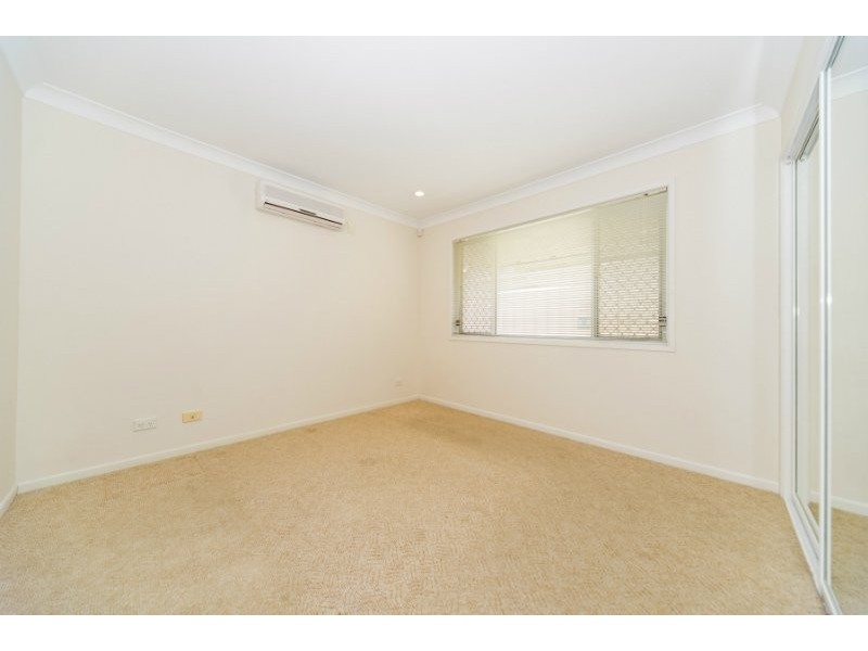 10 Jordana Street, Arundel QLD 4214