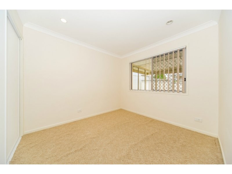 10 Jordana Street, Arundel QLD 4214