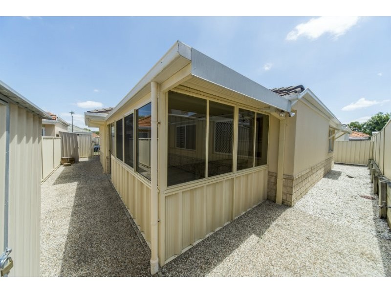 10 Jordana Street, Arundel QLD 4214