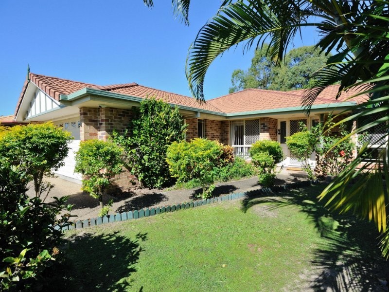 176 Mildura Drive, Helensvale QLD 4212