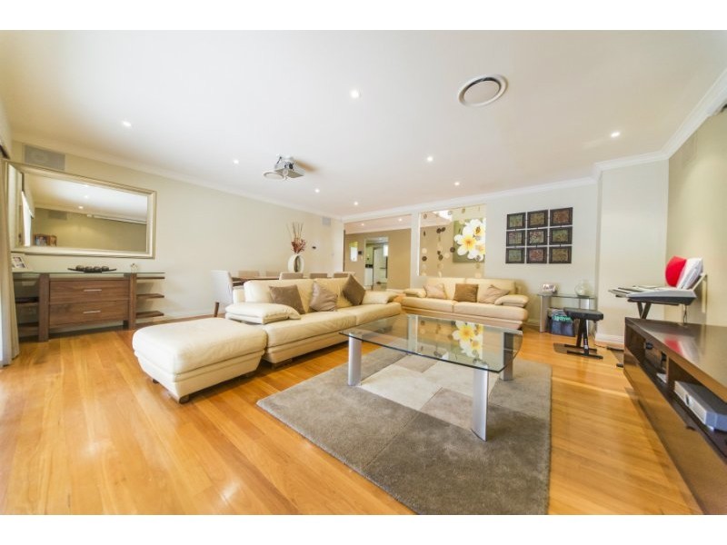 9 Evergreen Court, Parkwood QLD 4214