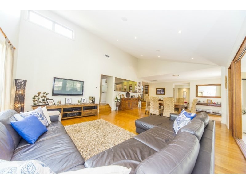 9 Evergreen Court, Parkwood QLD 4214