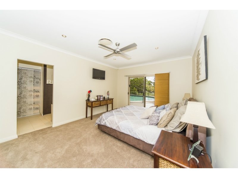 9 Evergreen Court, Parkwood QLD 4214