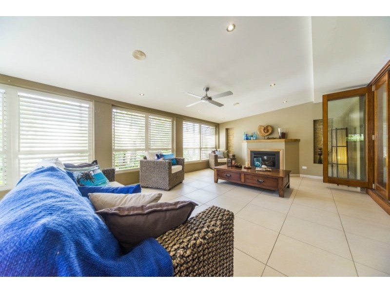 9 Evergreen Court, Parkwood QLD 4214