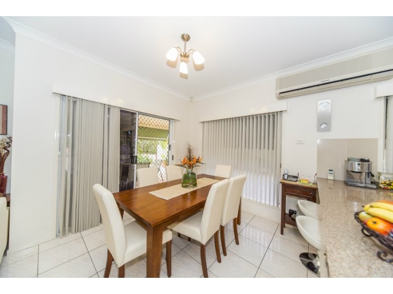 15 Forest Hill Court, Parkwood QLD 4214