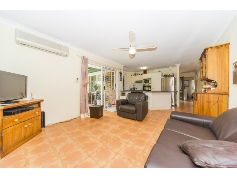 26 Open Drive, Arundel QLD 4214