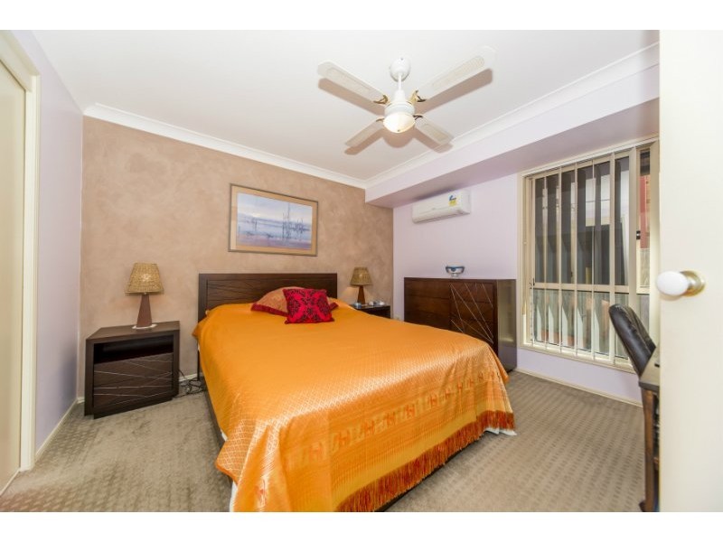 2/19 Gordon Street, Labrador QLD 4215