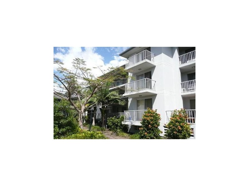 16/22 Oleander Avenue, Biggera Waters QLD 4216