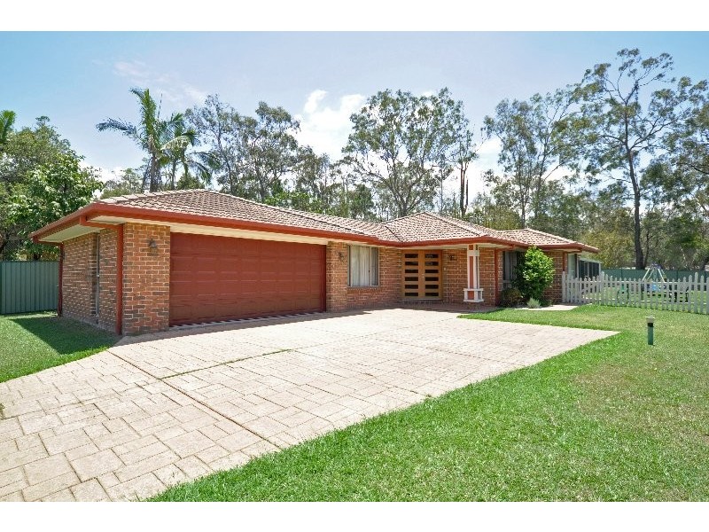 15 Crampton Ct, Parkwood QLD 4214