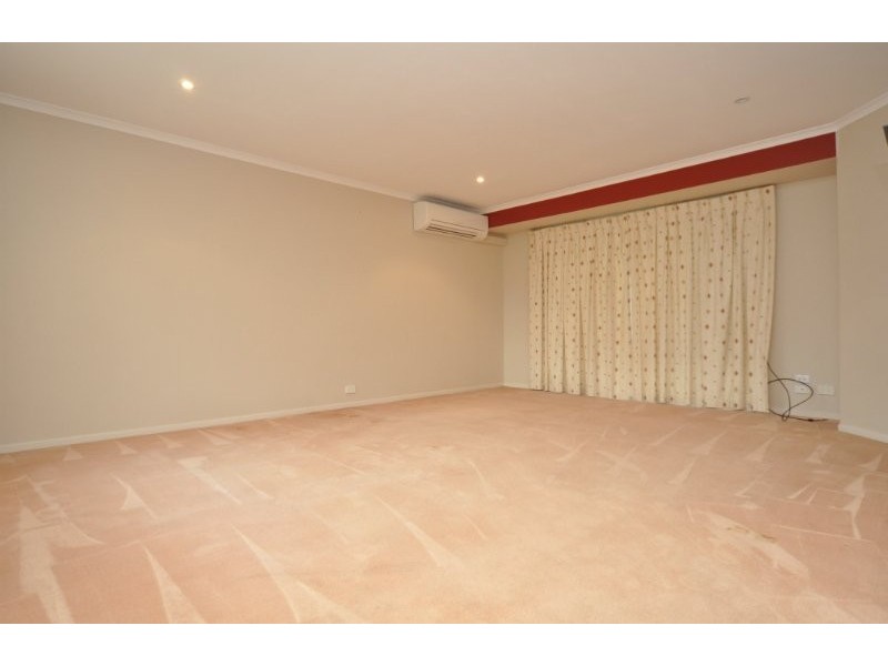 15 Crampton Ct, Parkwood QLD 4214