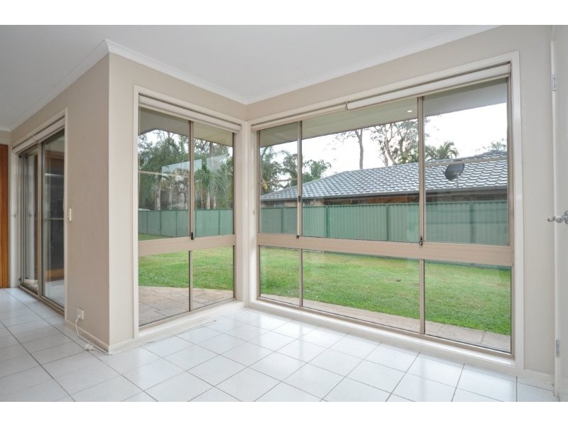 15 Crampton Ct, Parkwood QLD 4214