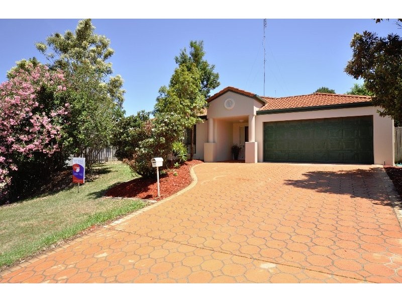 31 Daintree Drive, Parkwood QLD 4214