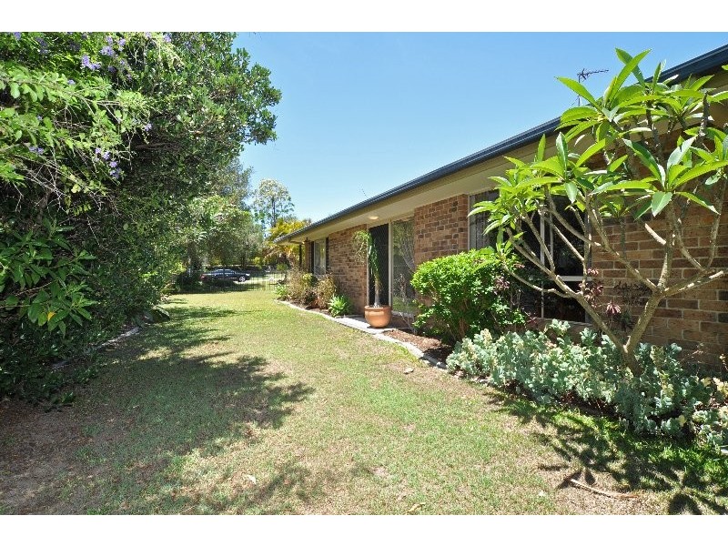 3 Birdie Court, Arundel QLD 4214