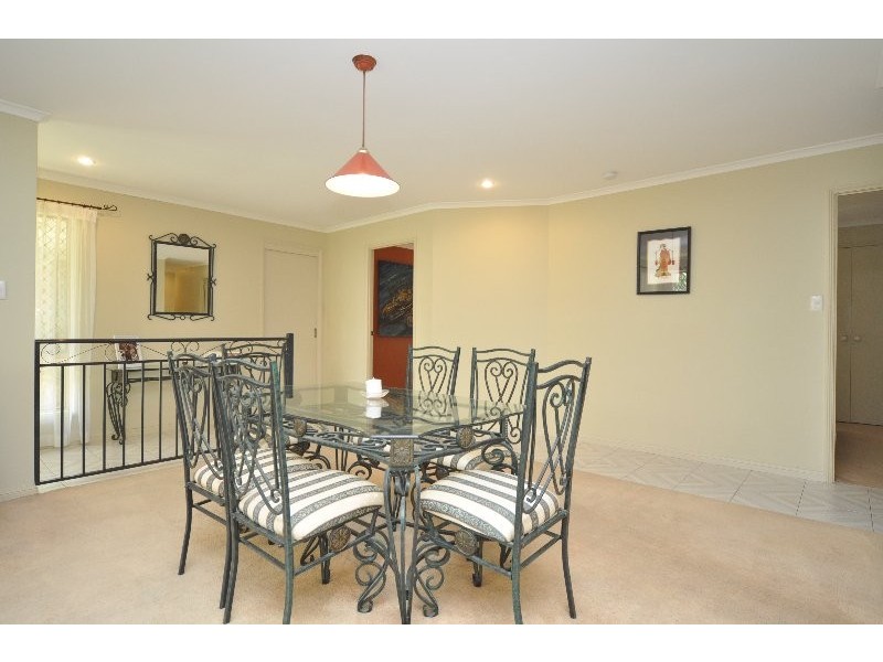 3 Birdie Court, Arundel QLD 4214