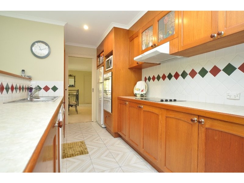 3 Birdie Court, Arundel QLD 4214
