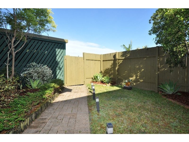 20/71 Olsen Avenue, Labrador QLD 4215