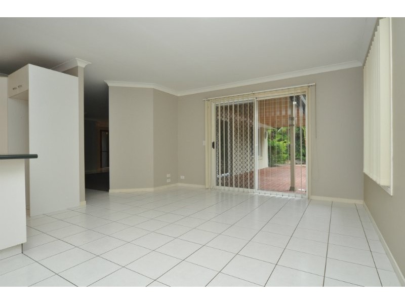 3 Ganton Court, Parkwood QLD 4214