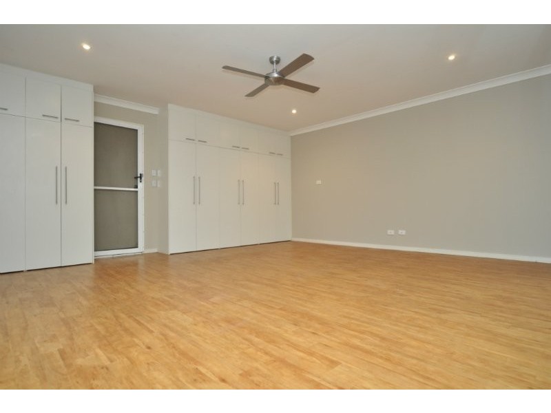 3 Ganton Court, Parkwood QLD 4214