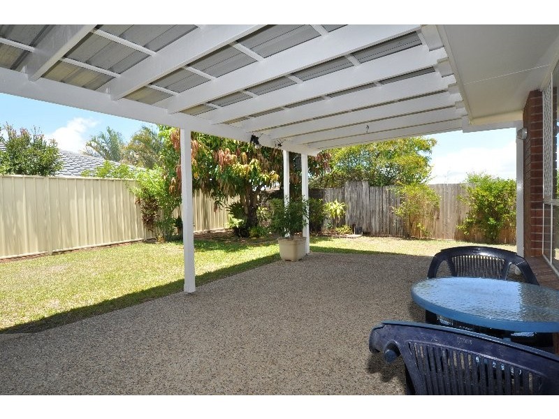 45 Open Drive, Arundel QLD 4214
