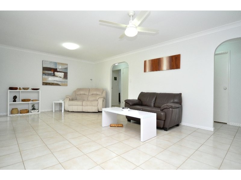 45 Open Drive, Arundel QLD 4214