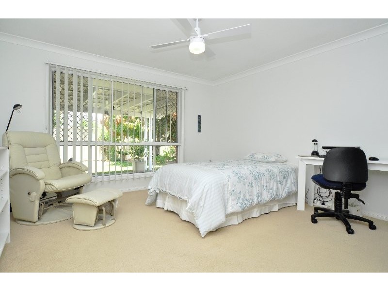 45 Open Drive, Arundel QLD 4214