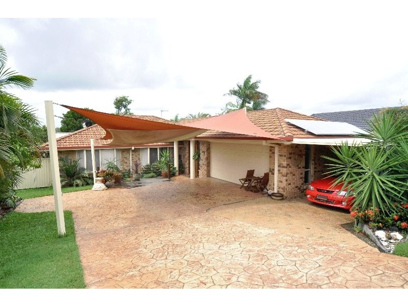 8 Stadler Court, Parkwood QLD 4214