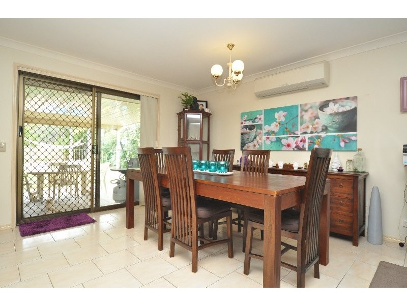 8 Kel Nagle Court, Parkwood QLD 4214