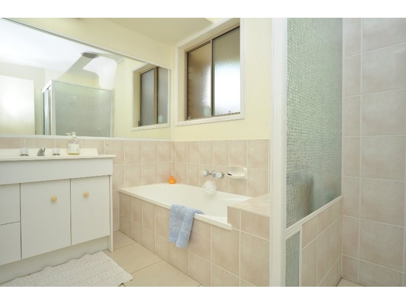 7 Strathalbyn Court, Parkwood QLD 4214