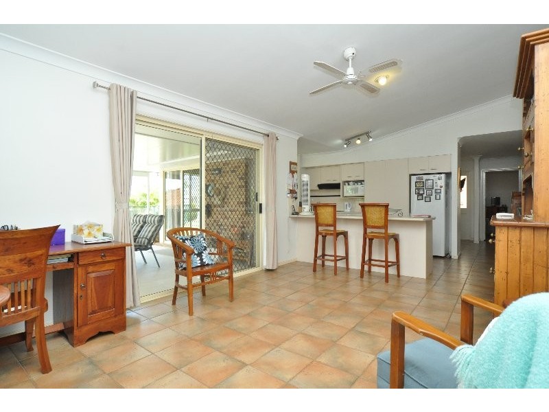 9 Maidstone Place, Parkwood QLD 4214