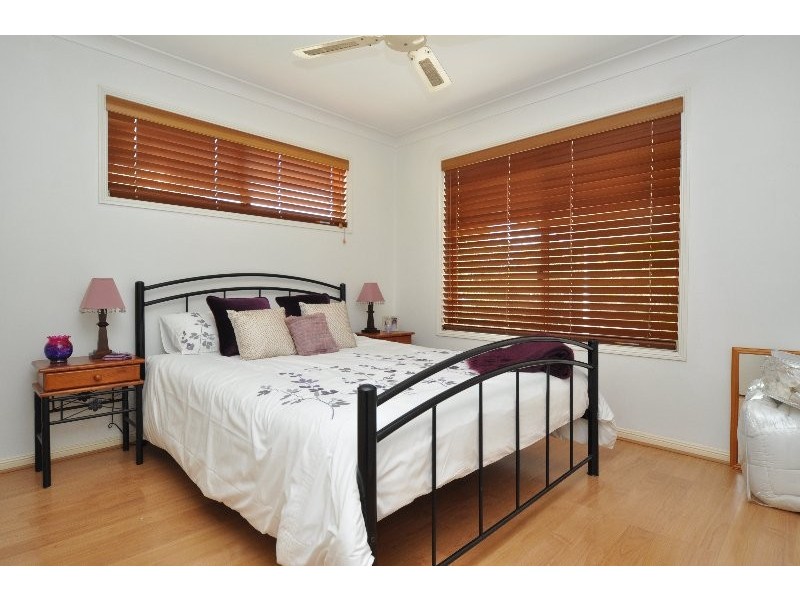 9 Maidstone Place, Parkwood QLD 4214