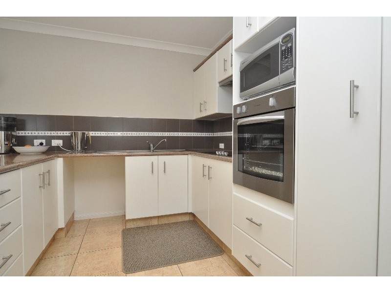 8/1 Freda Street, Ashmore QLD 4214