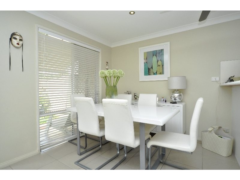 1/7 Kenny Drive, Labrador QLD 4215