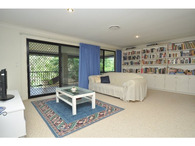 28 Jack Nicklaus Way, Parkwood QLD 4214