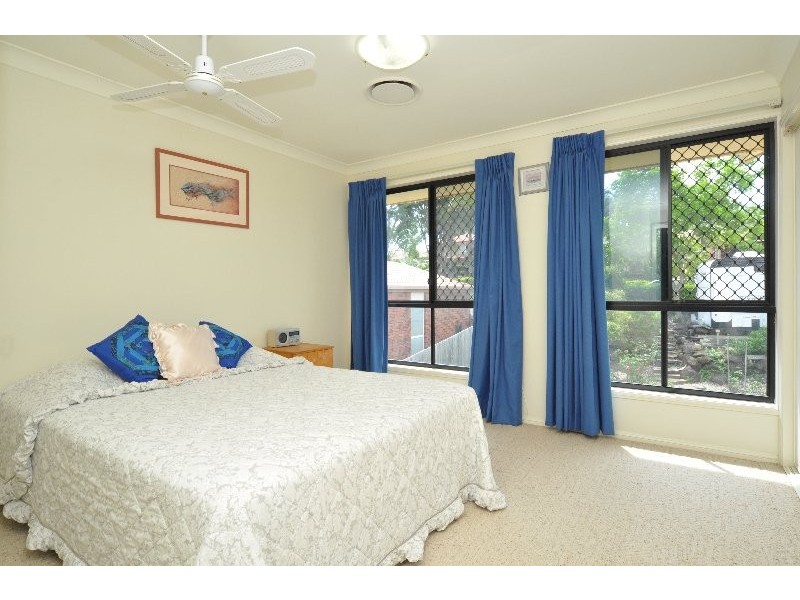 28 Jack Nicklaus Way, Parkwood QLD 4214