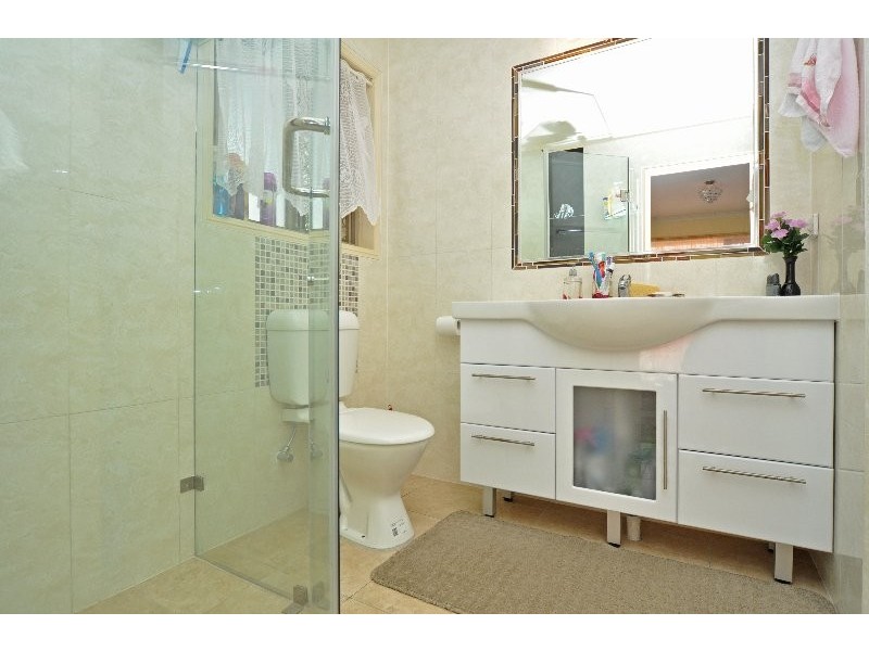 2 Strathalbyn Court, Parkwood QLD 4214