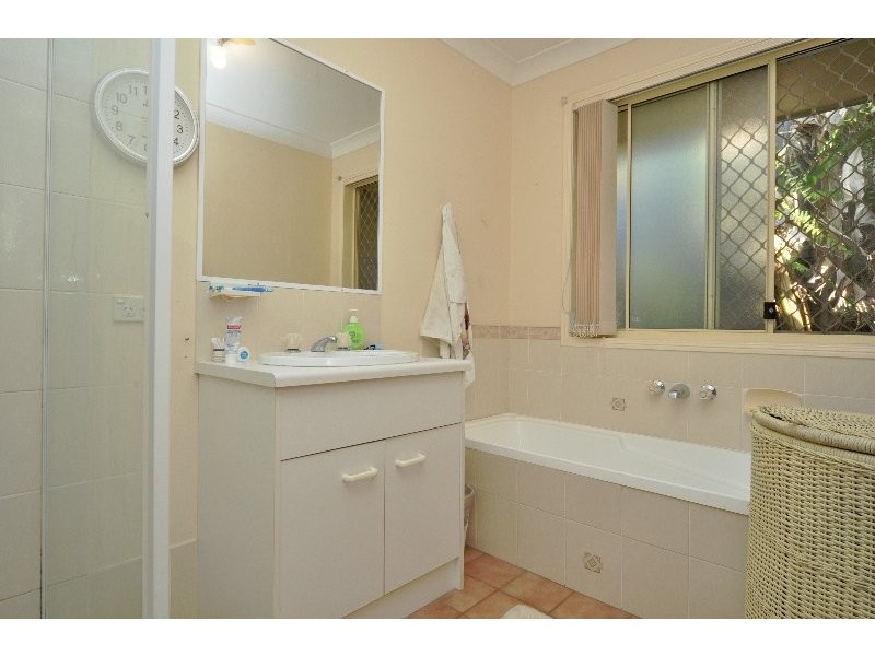 35 Gary Player Crescent, Parkwood QLD 4214