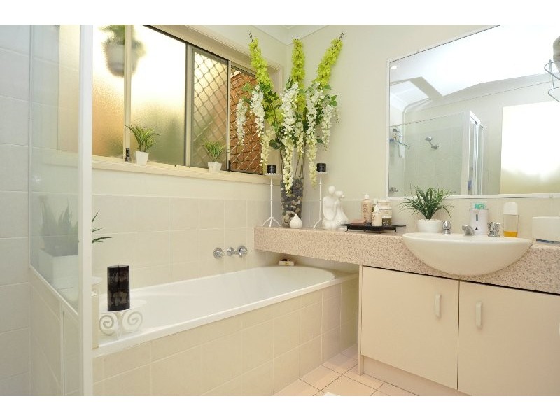 23 Jamieson Drive, Parkwood QLD 4214