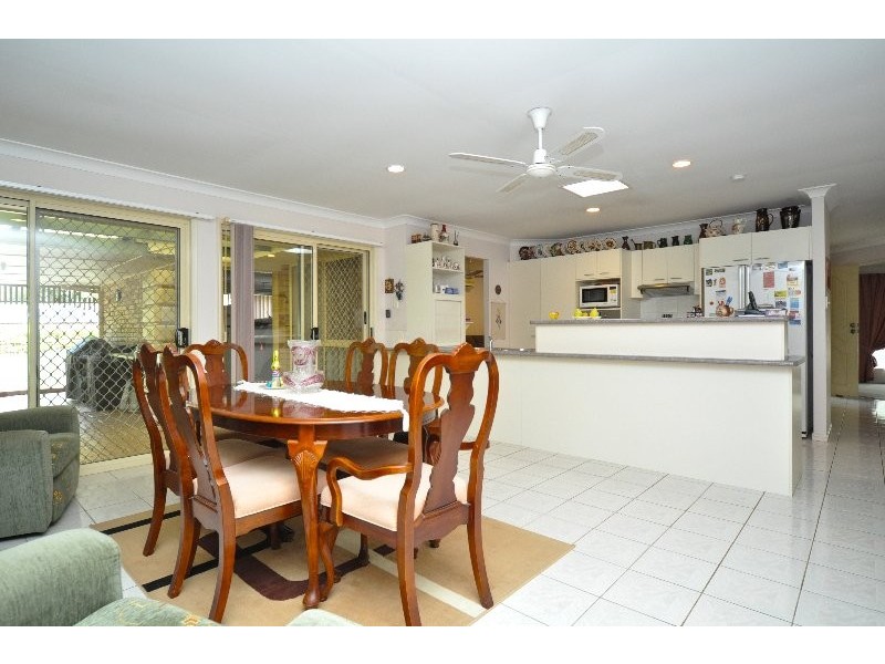 36 Morfantaine Terrace, Parkwood QLD 4214