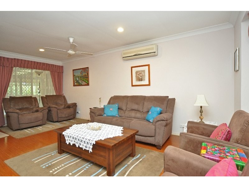 36 Morfantaine Terrace, Parkwood QLD 4214