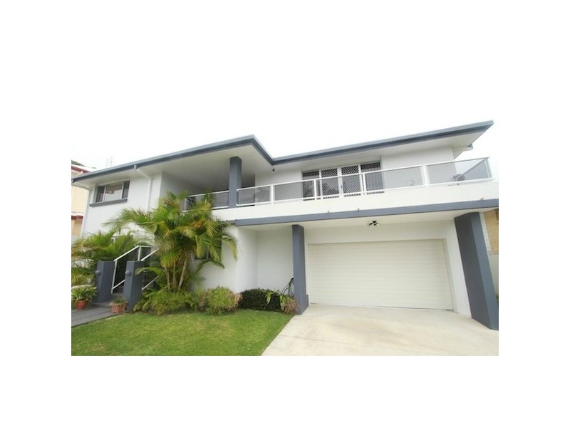 64A Kumbari Close, Southport QLD 4215