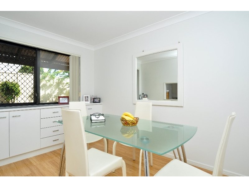 103 Christina Ryan Way, Arundel QLD 4214