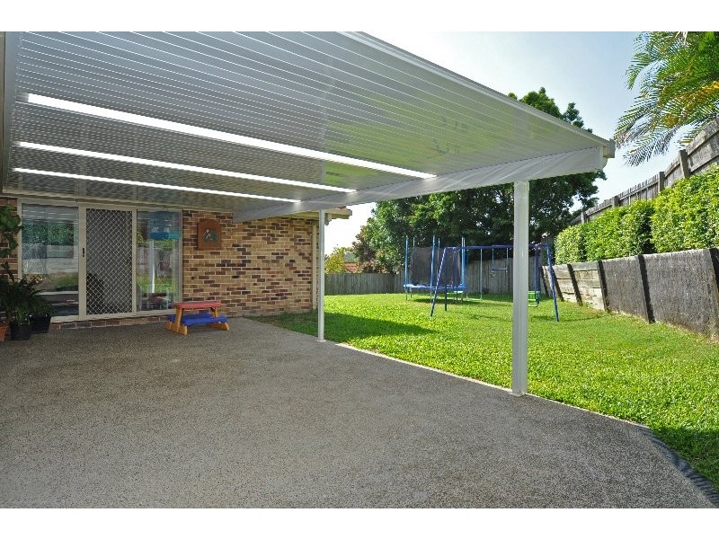 17 Greenacre Drive, Parkwood QLD 4214