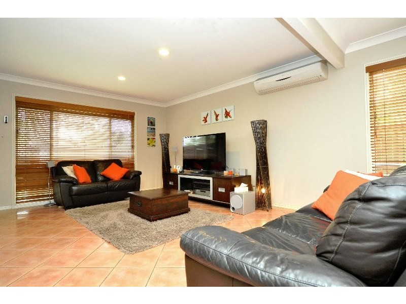 1/14 Kenny Drive, Labrador QLD 4215