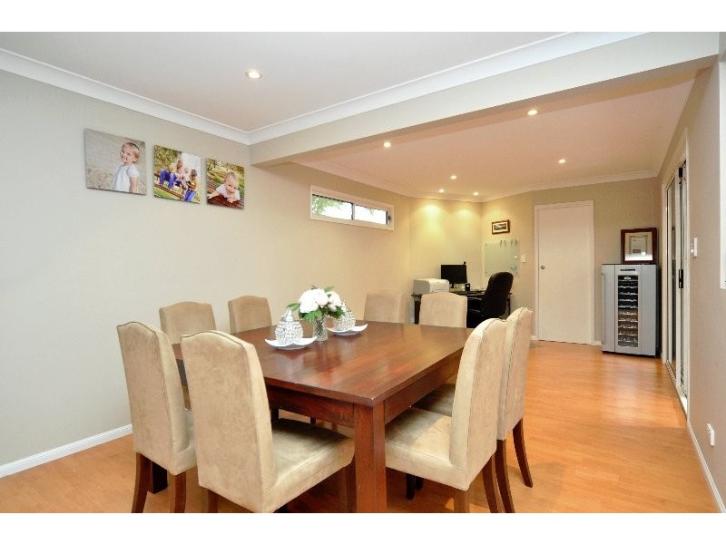 1/14 Kenny Drive, Labrador QLD 4215