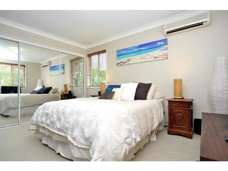 1/14 Kenny Drive, Labrador QLD 4215